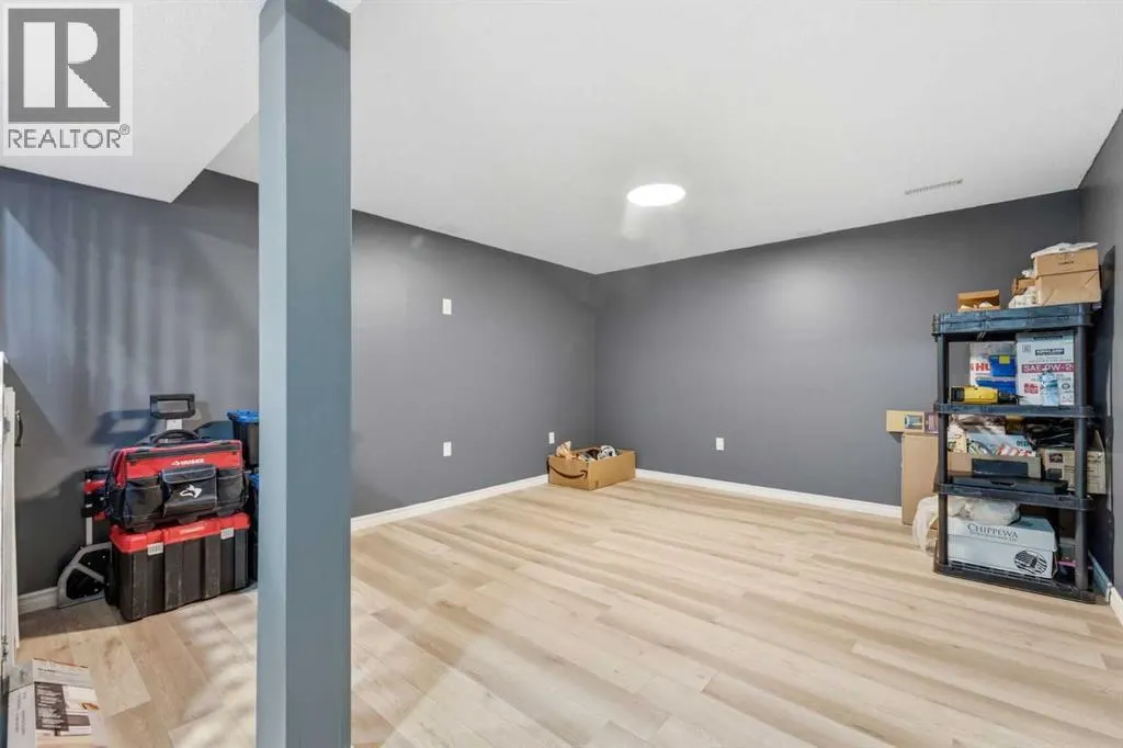227 Abalone Place NE