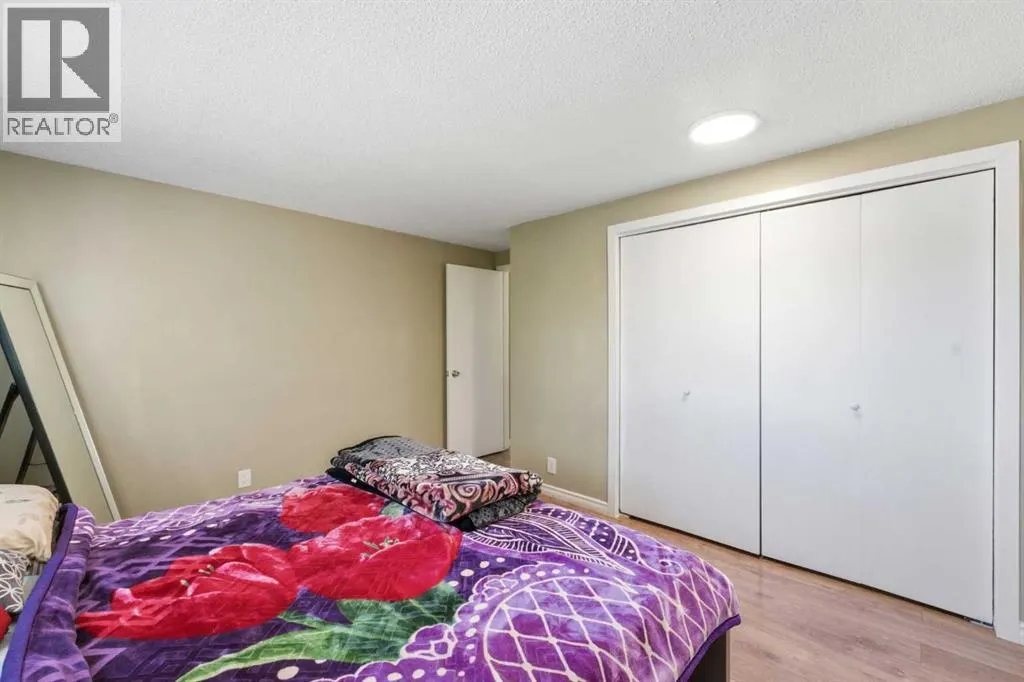 227 Abalone Place NE