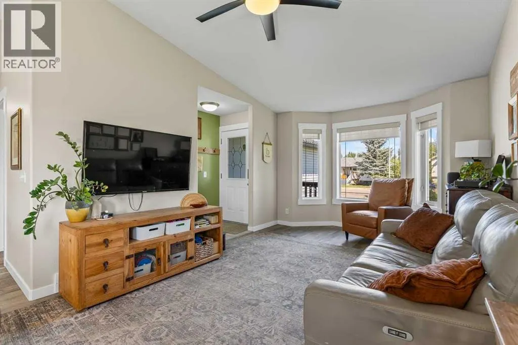 6 Strathford Place