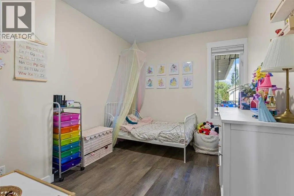 6 Strathford Place