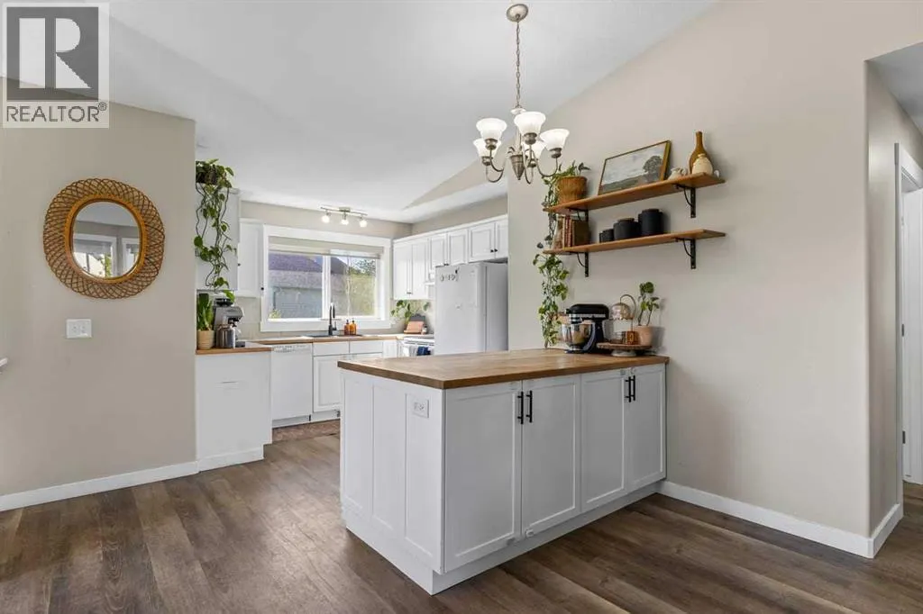 6 Strathford Place