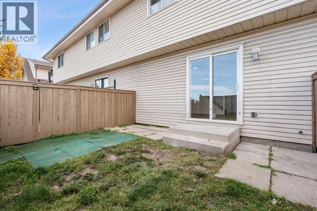 93, 1555 Falconridge Drive NE