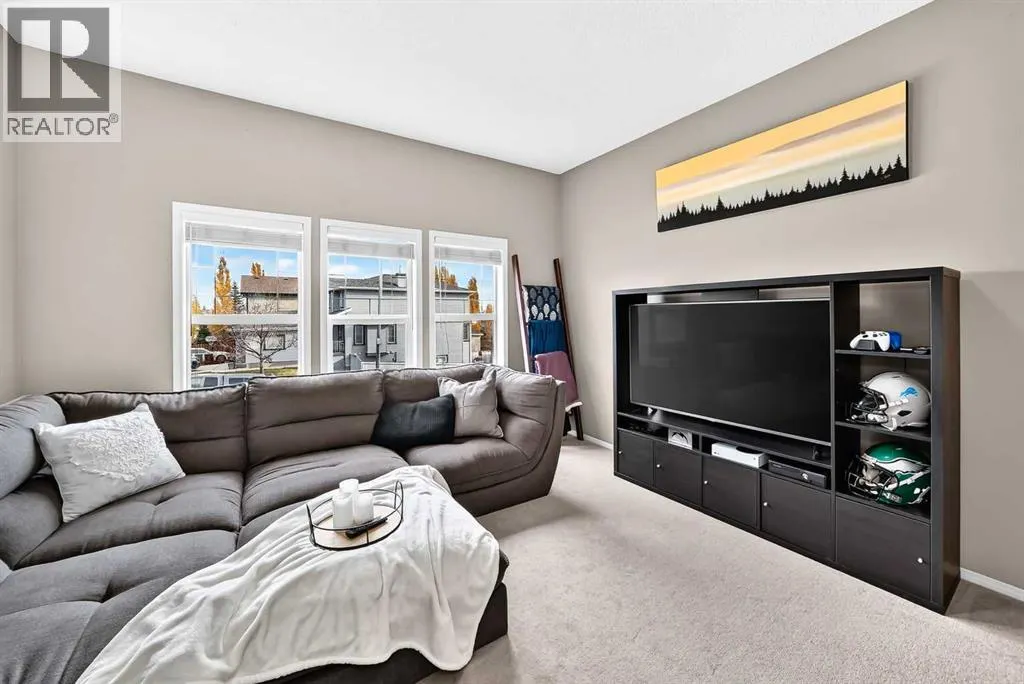 165 Covehaven Gardens NE