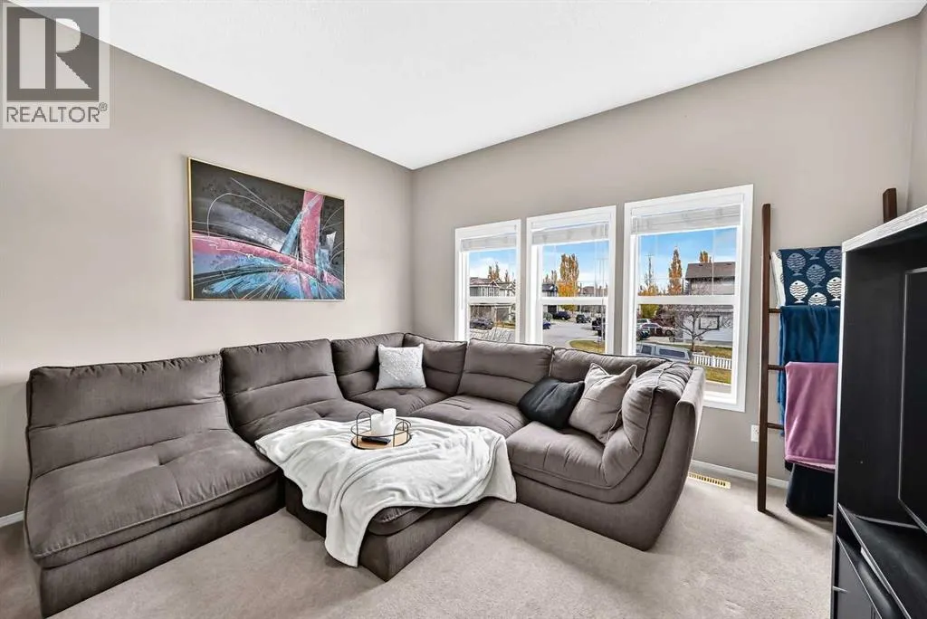 165 Covehaven Gardens NE
