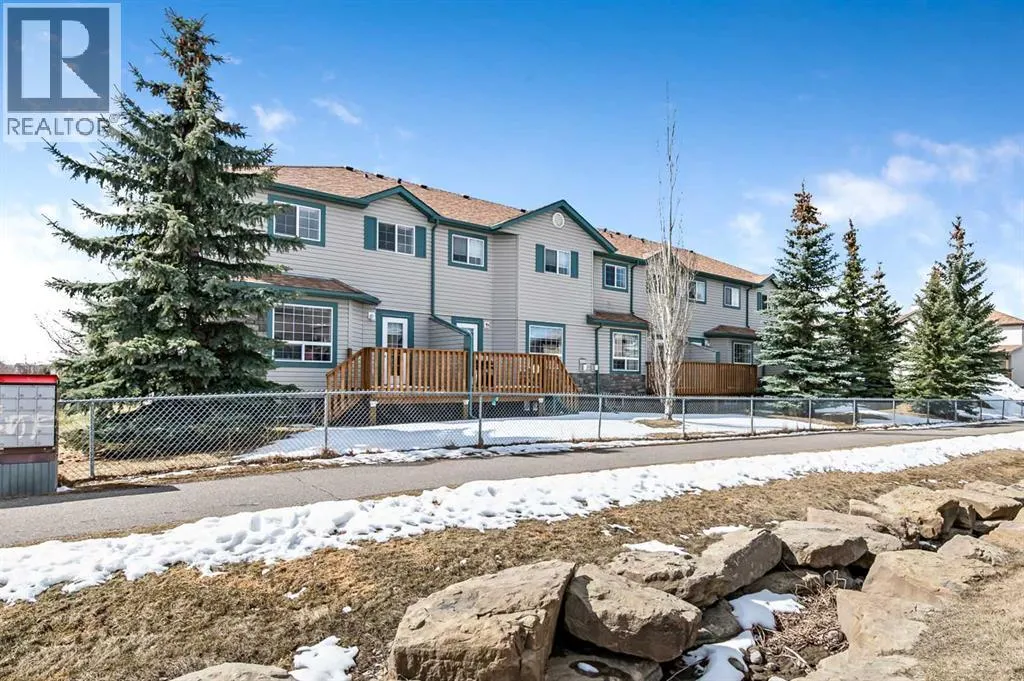 27, 156 Canoe Drive SW