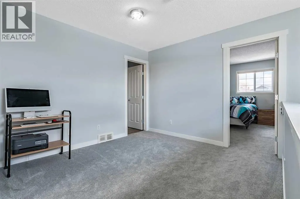 27, 156 Canoe Drive SW