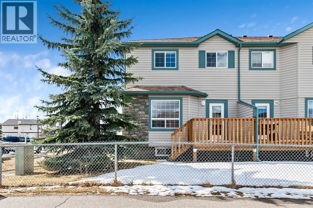 27, 156 Canoe Drive SW