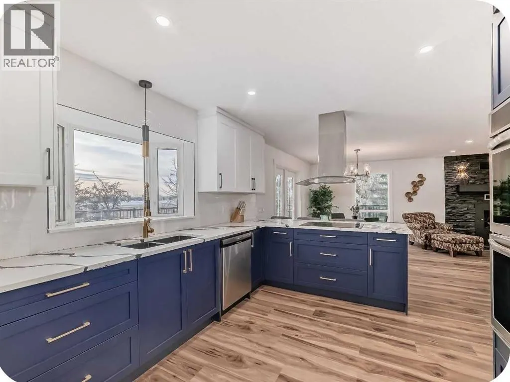 351 Shore Drive
