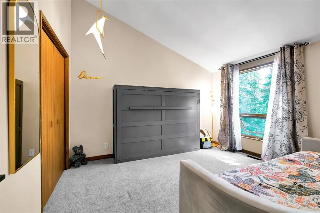 37 Aspen Creek Drive