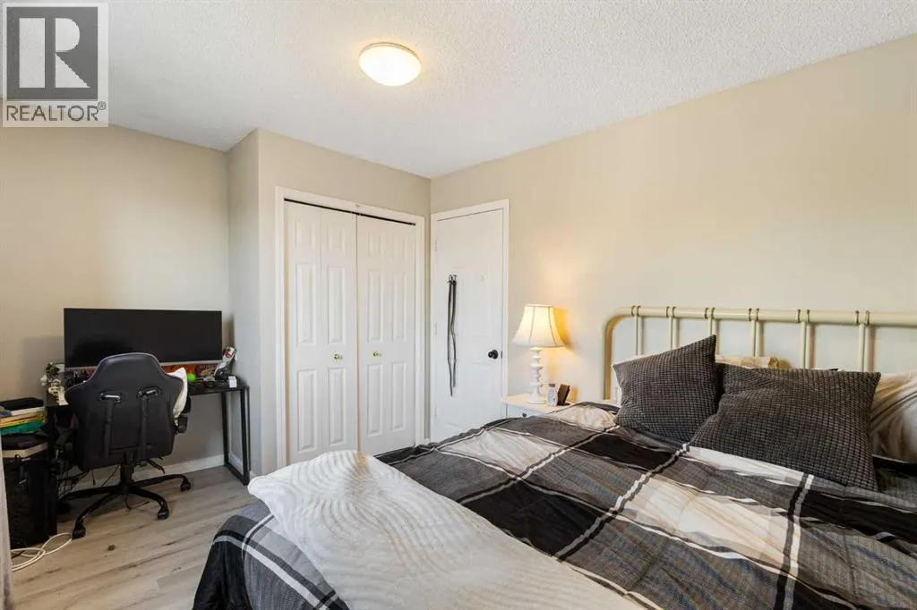 151 Citadel Close NW