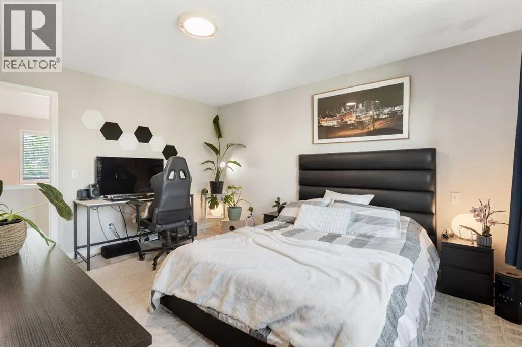 151 Citadel Close NW