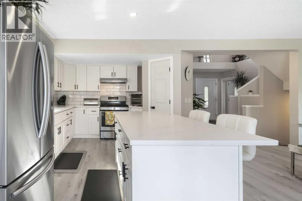 151 Citadel Close NW