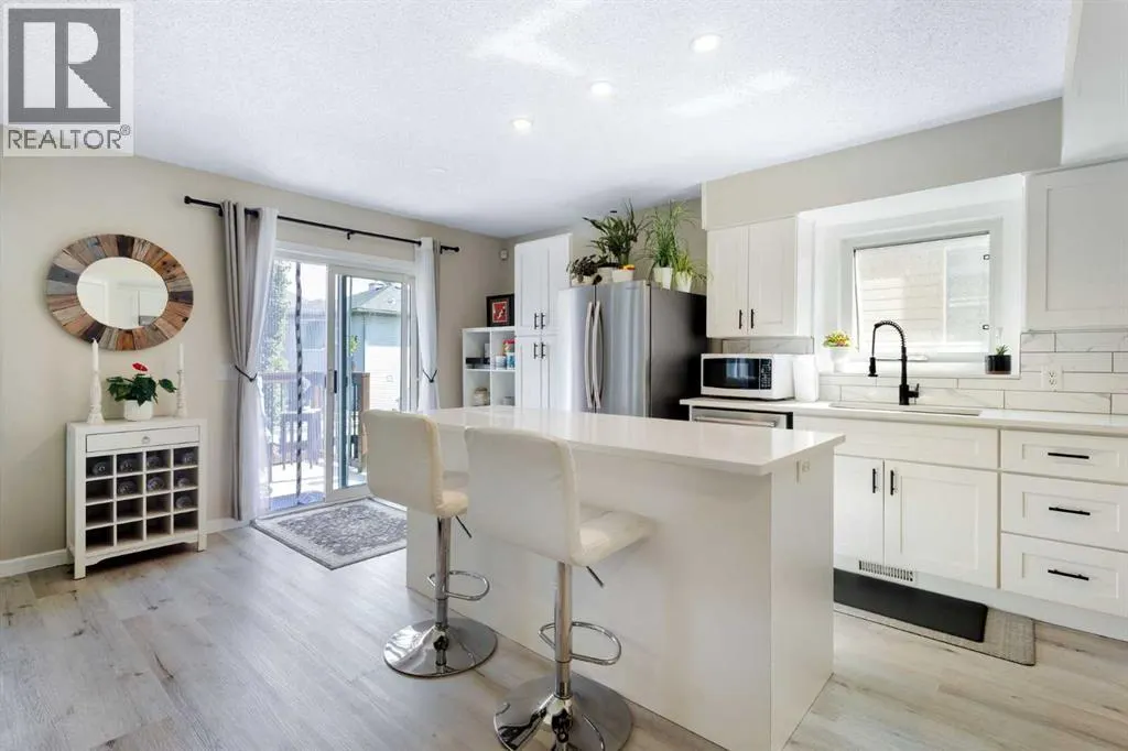 151 Citadel Close NW