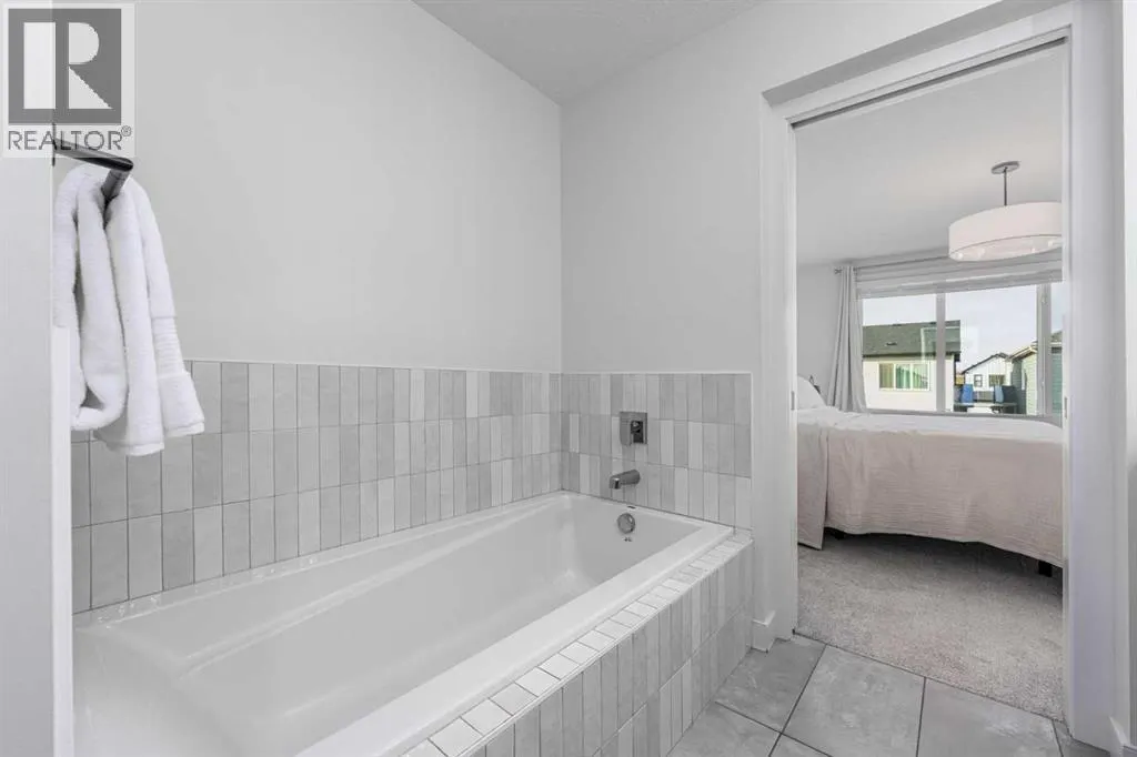 170 Legacy Glen Way SE
