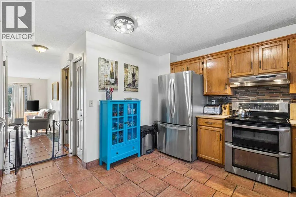 17 Shawglen Court SW