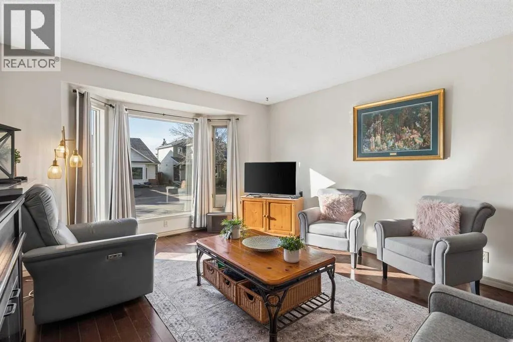 17 Shawglen Court SW