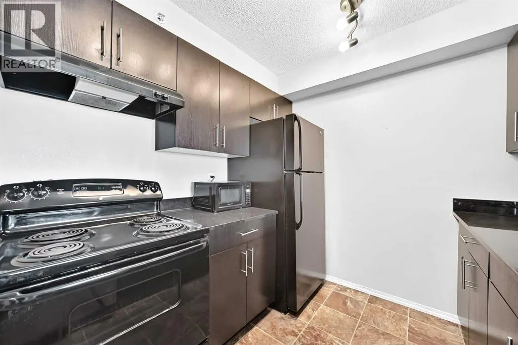 404, 195 Kincora Glen Road NW
