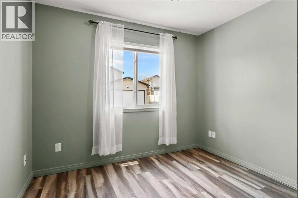 F103, 8640 103 Avenue