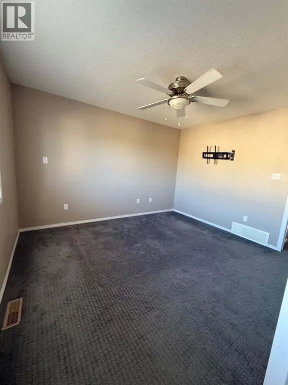 5, 71 Rodeo Way