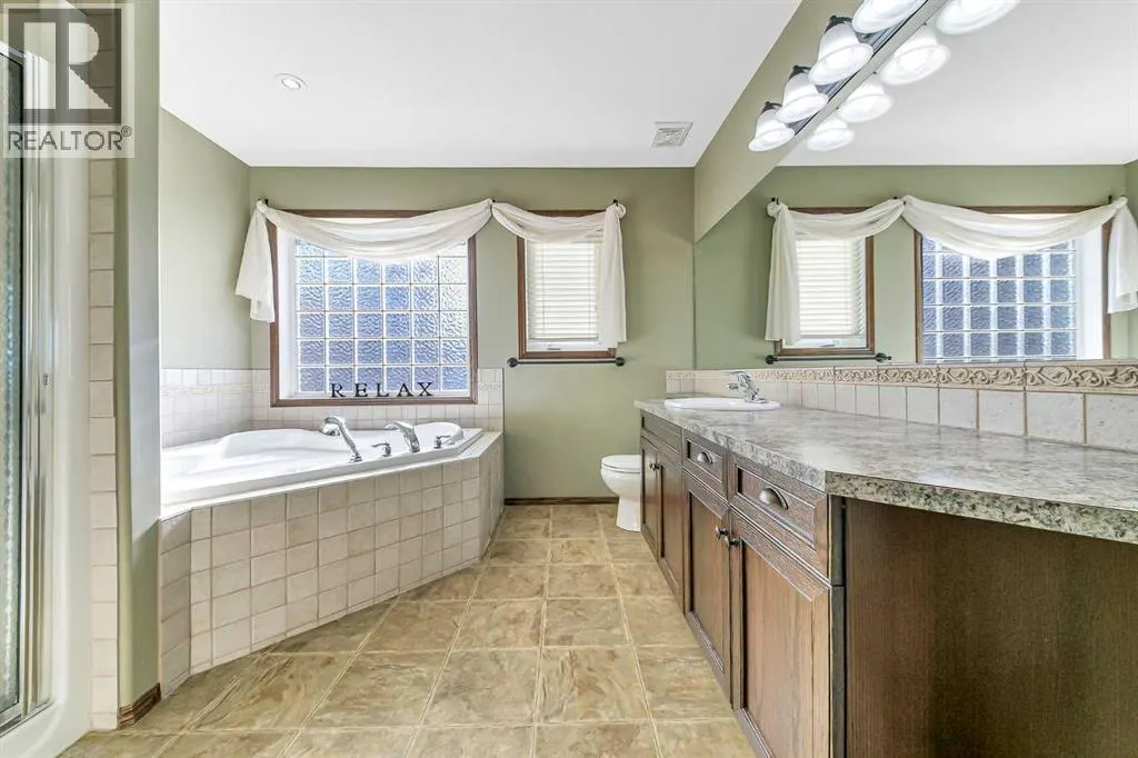 61 Lanterman Close