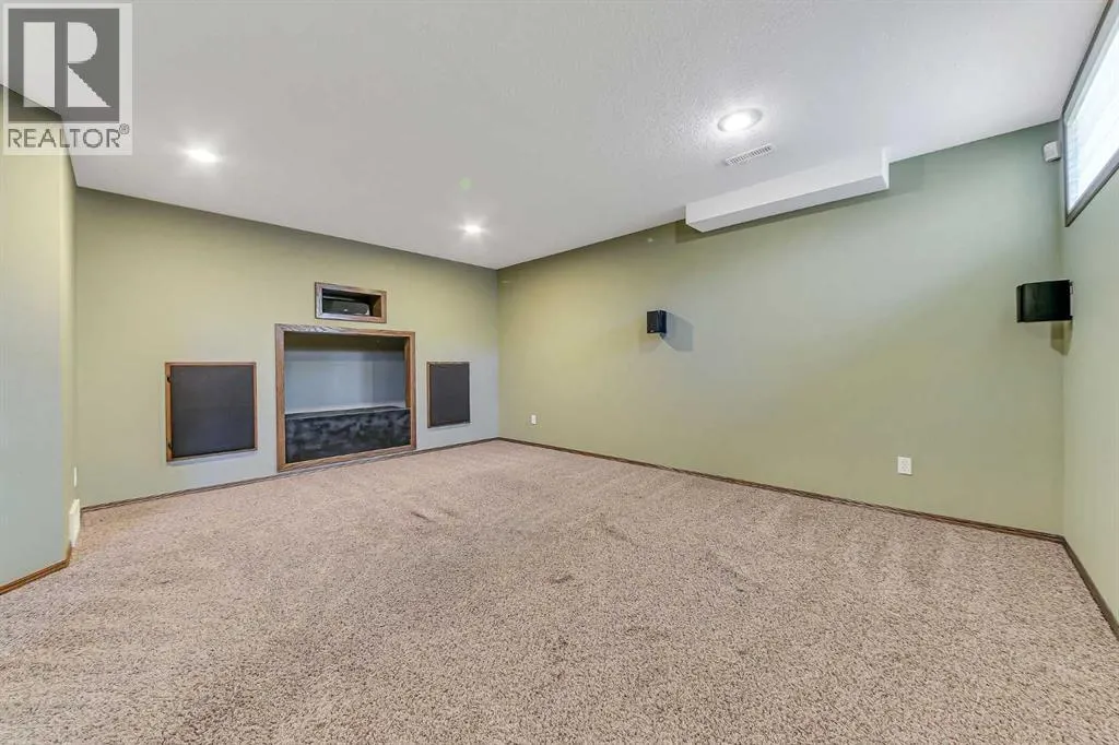 61 Lanterman Close