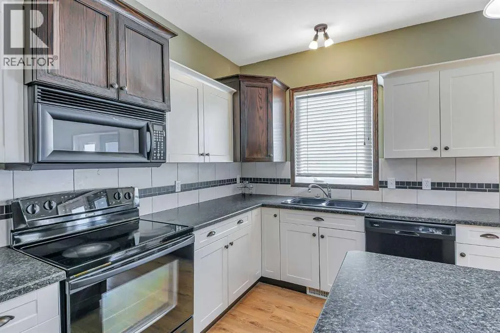 61 Lanterman Close