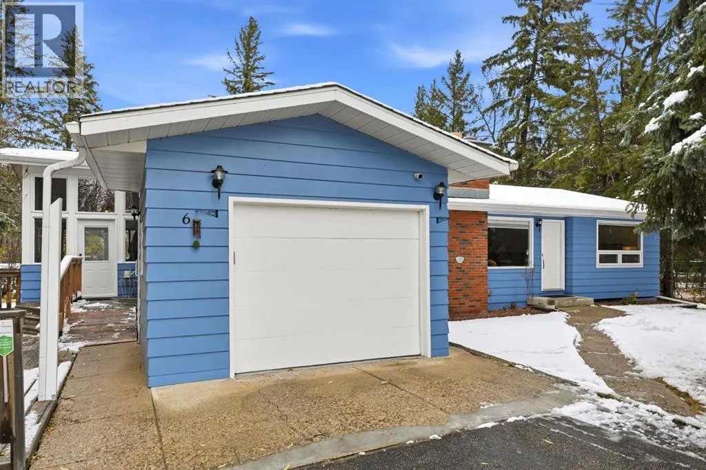 6 College Park Close