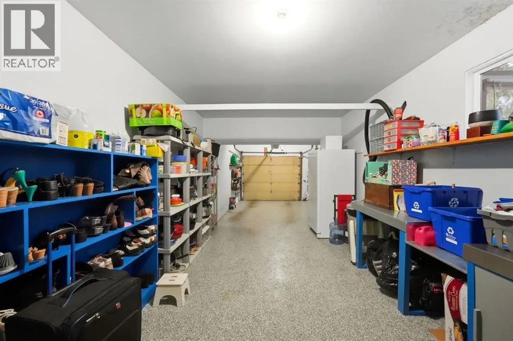 6 College Park Close