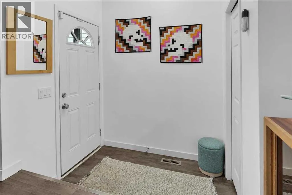 35 Berkley Court NW