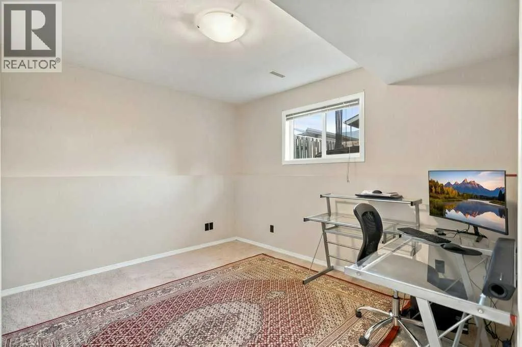 15 Inkster Close