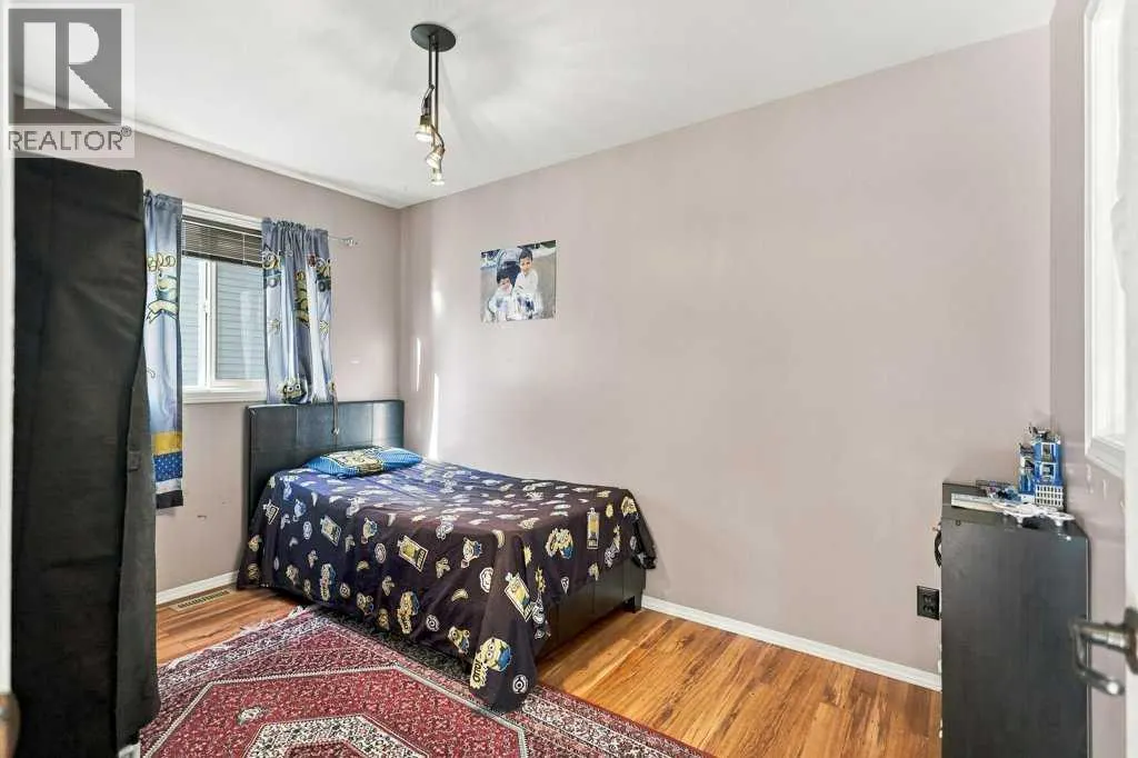 15 Inkster Close