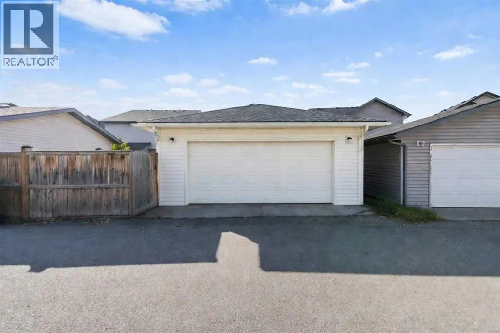 195 Elgin Rise SE