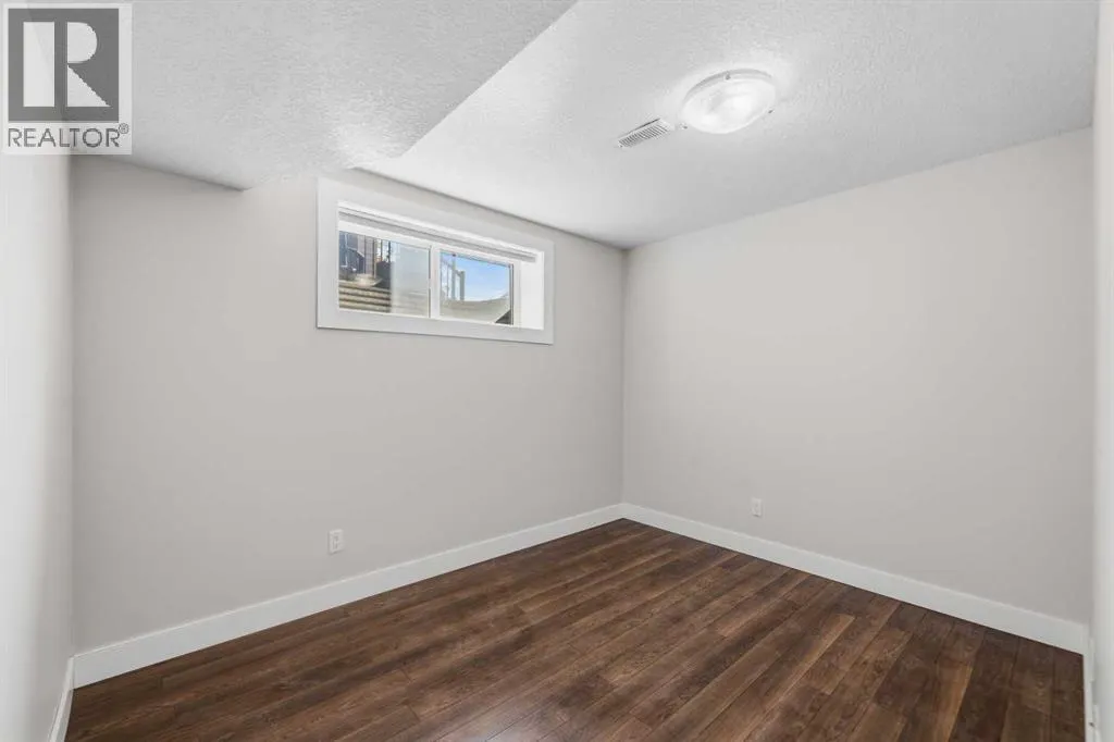 195 Elgin Rise SE