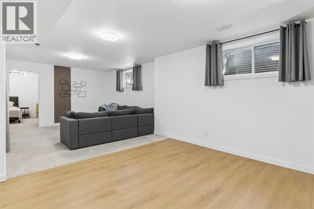 306, 281 Cougar Ridge Drive SW