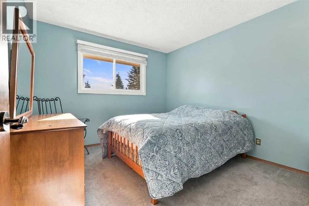 88 Deermeade Road SE