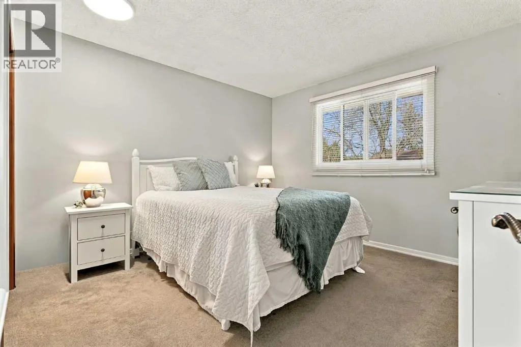 88 Deermeade Road SE