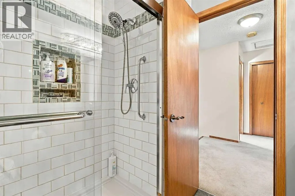 88 Deermeade Road SE