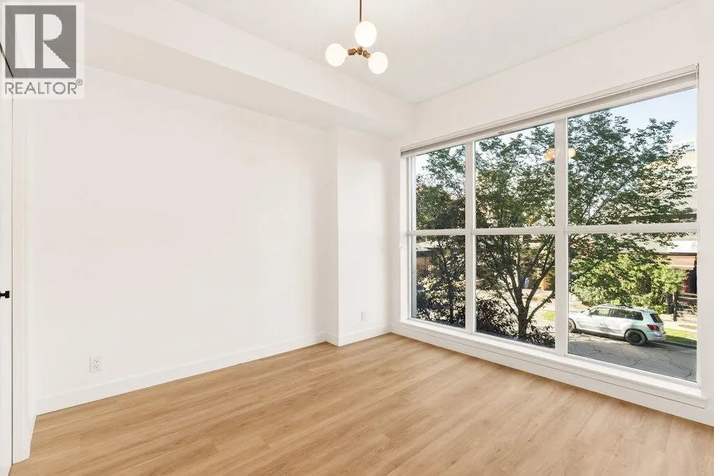 203, 788 12 Avenue SW