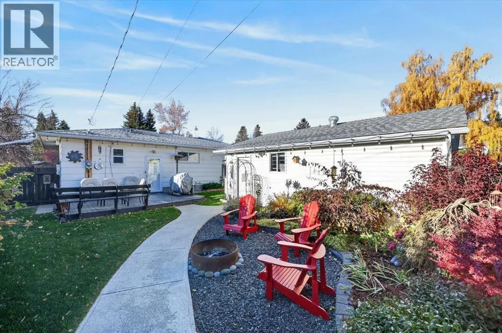 1184 Northmount Drive NW