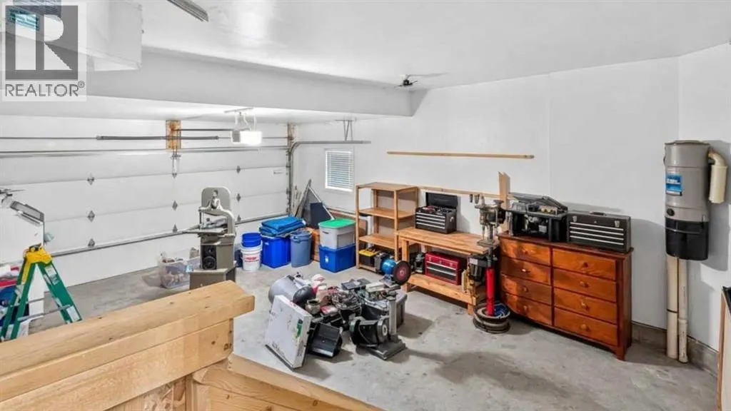 322 Kingsbury View SE