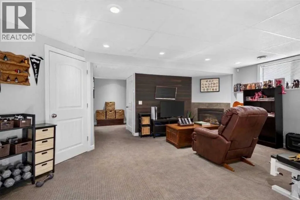 322 Kingsbury View SE