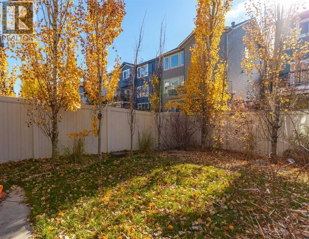 322 Kingsbury View SE