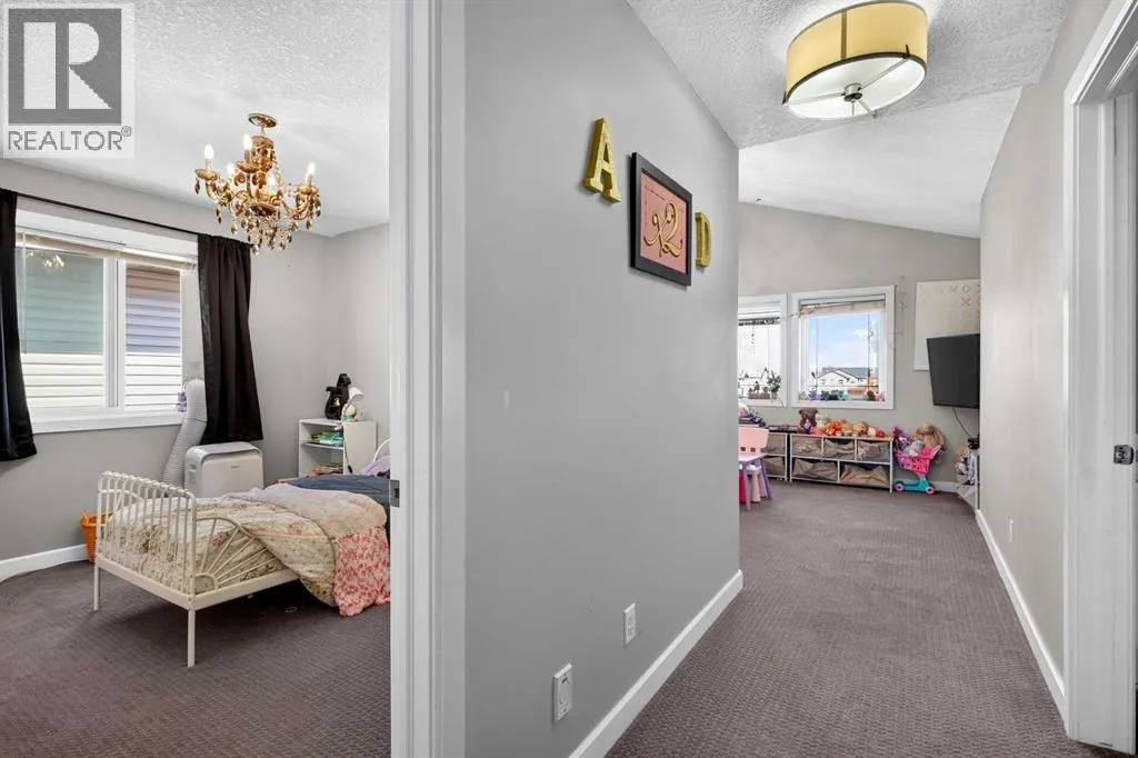 322 Kingsbury View SE