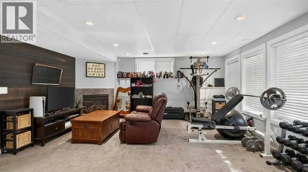 322 Kingsbury View SE