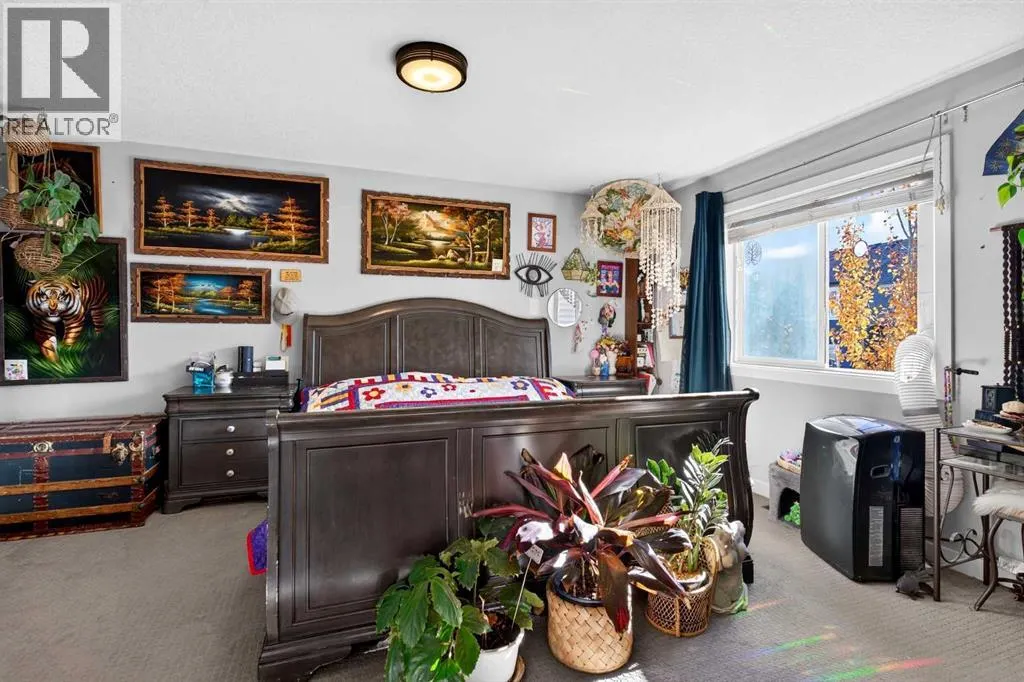 322 Kingsbury View SE