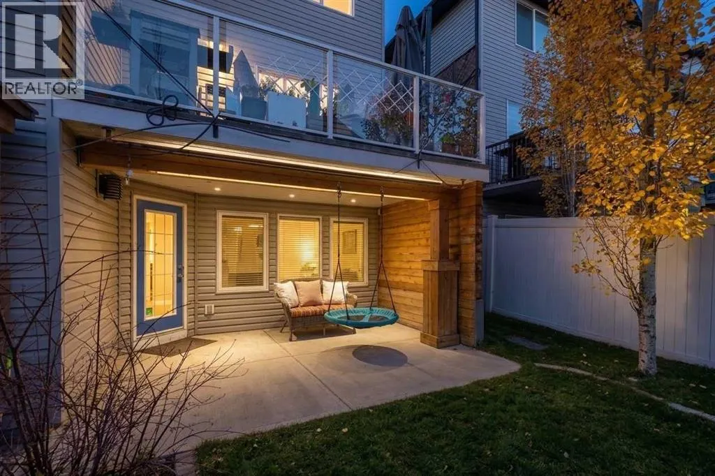 322 Kingsbury View SE