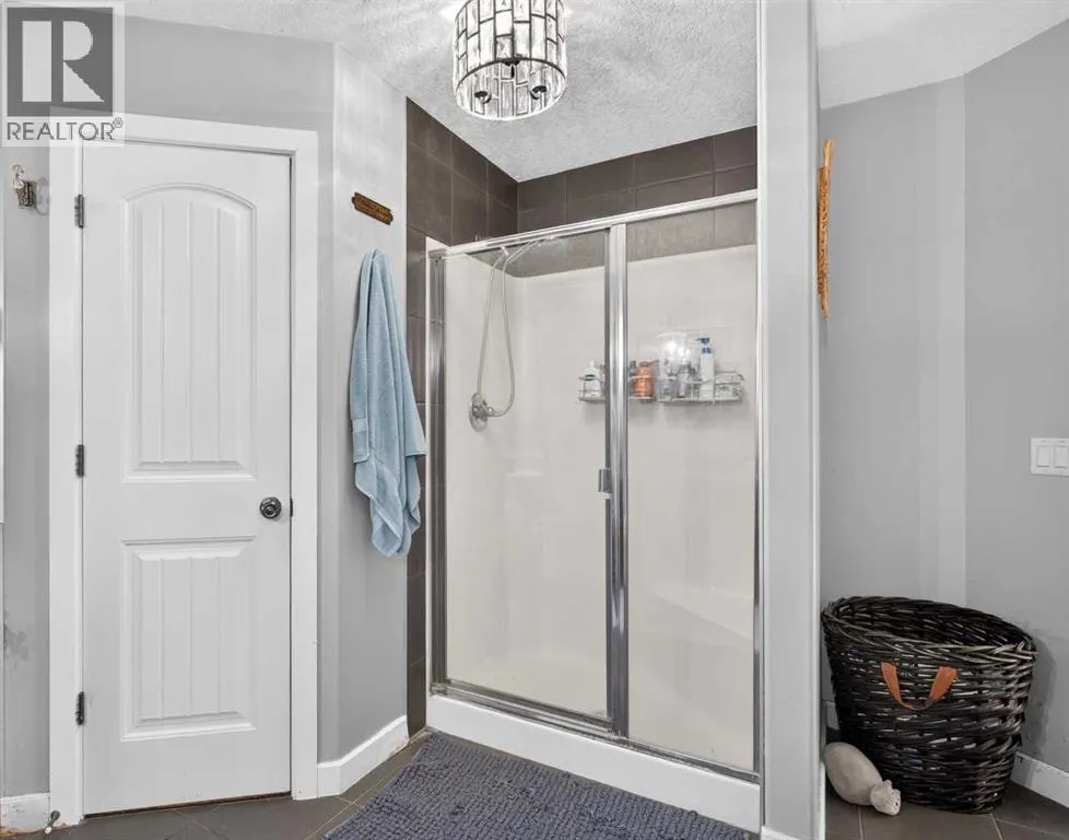 322 Kingsbury View SE
