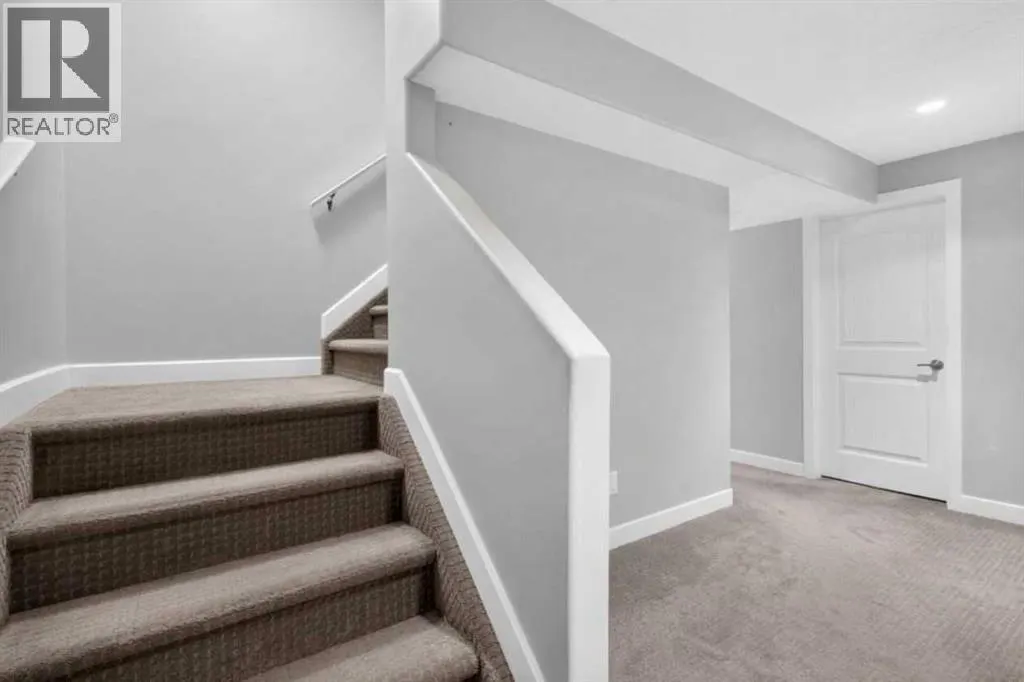 322 Kingsbury View SE