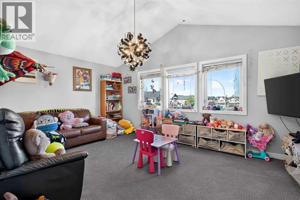 322 Kingsbury View SE