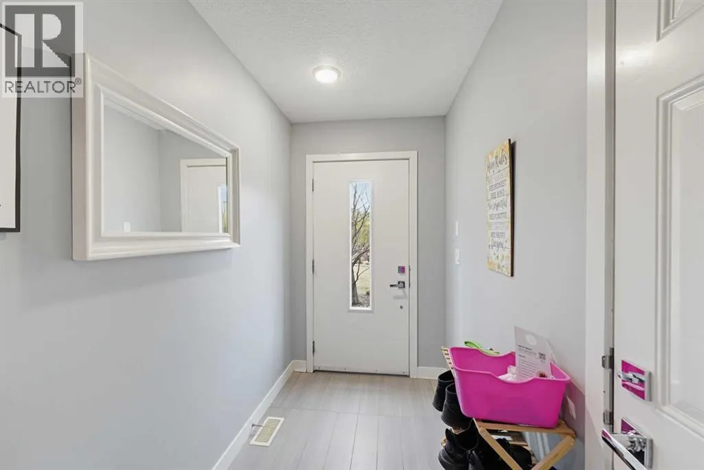 260 Walden Path SE